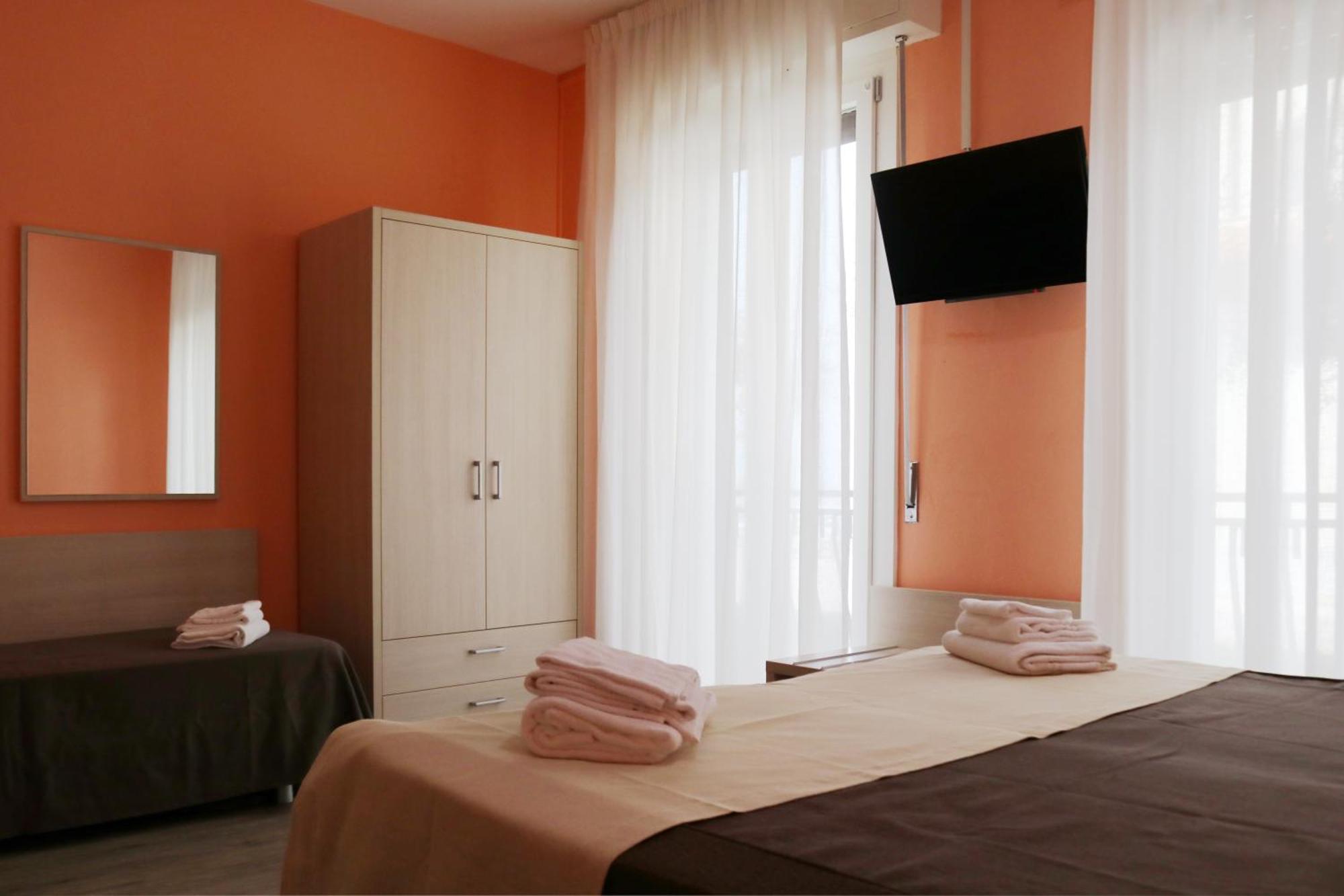 Hotel Villa Trieste Sirmione Room photo